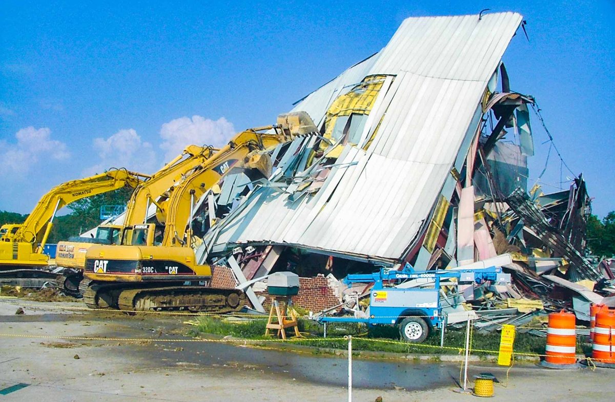 015_Columbus-closure_Environmental-(Demolition)_72dpi_2005-2